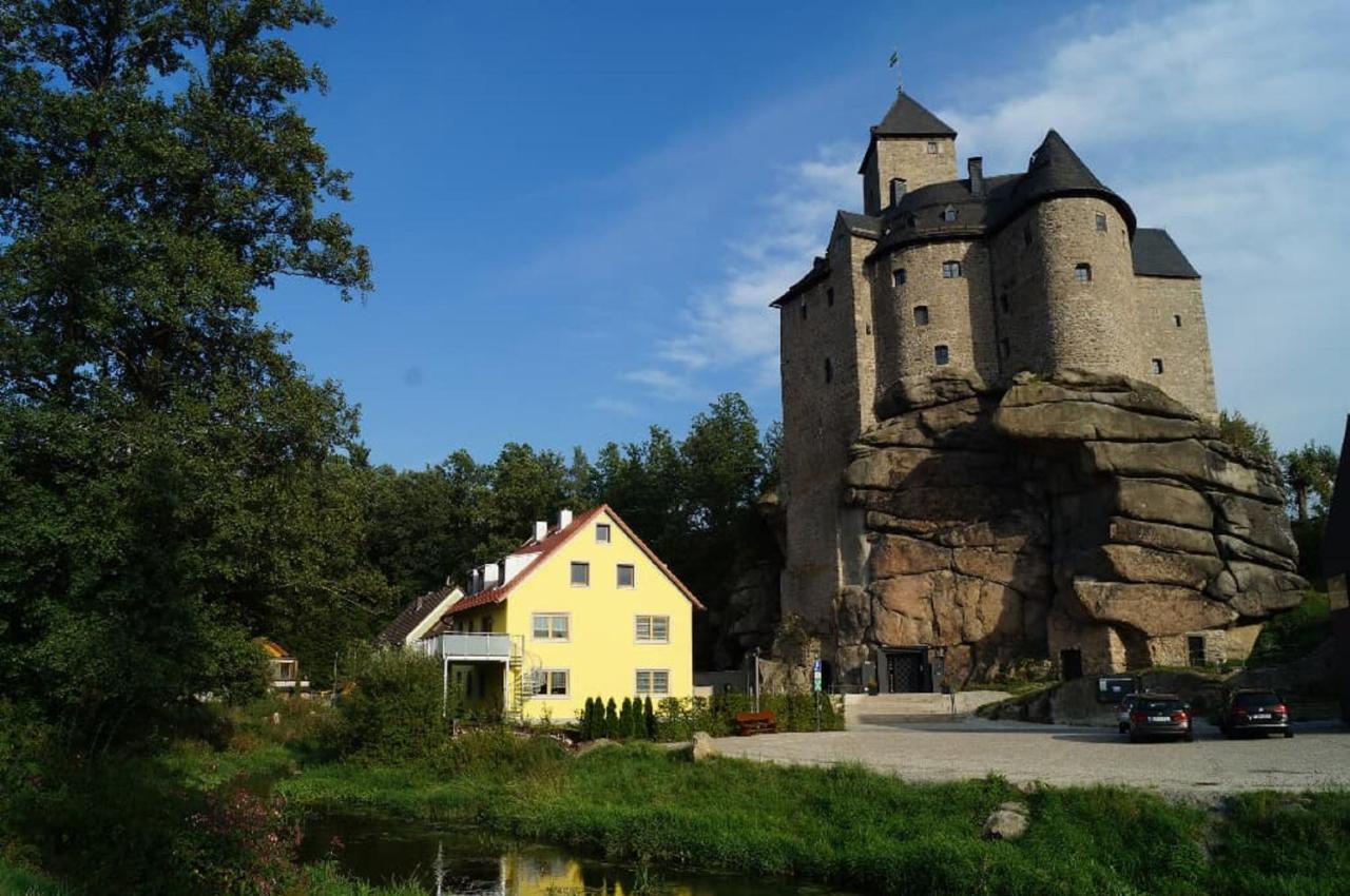 Ferienwohnung Und Sommerhaus Unter Der Burg Falkenberg  Eksteriør billede