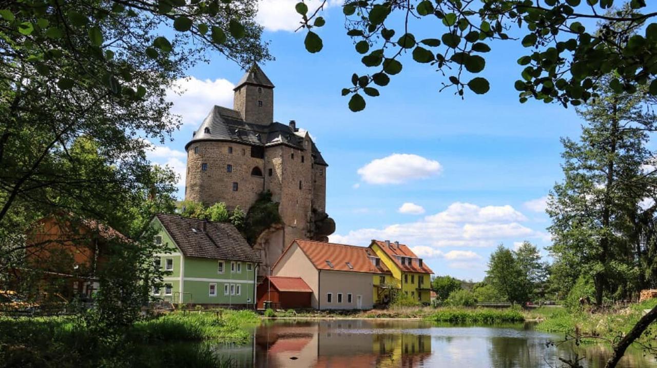 Ferienwohnung Und Sommerhaus Unter Der Burg Falkenberg  Eksteriør billede