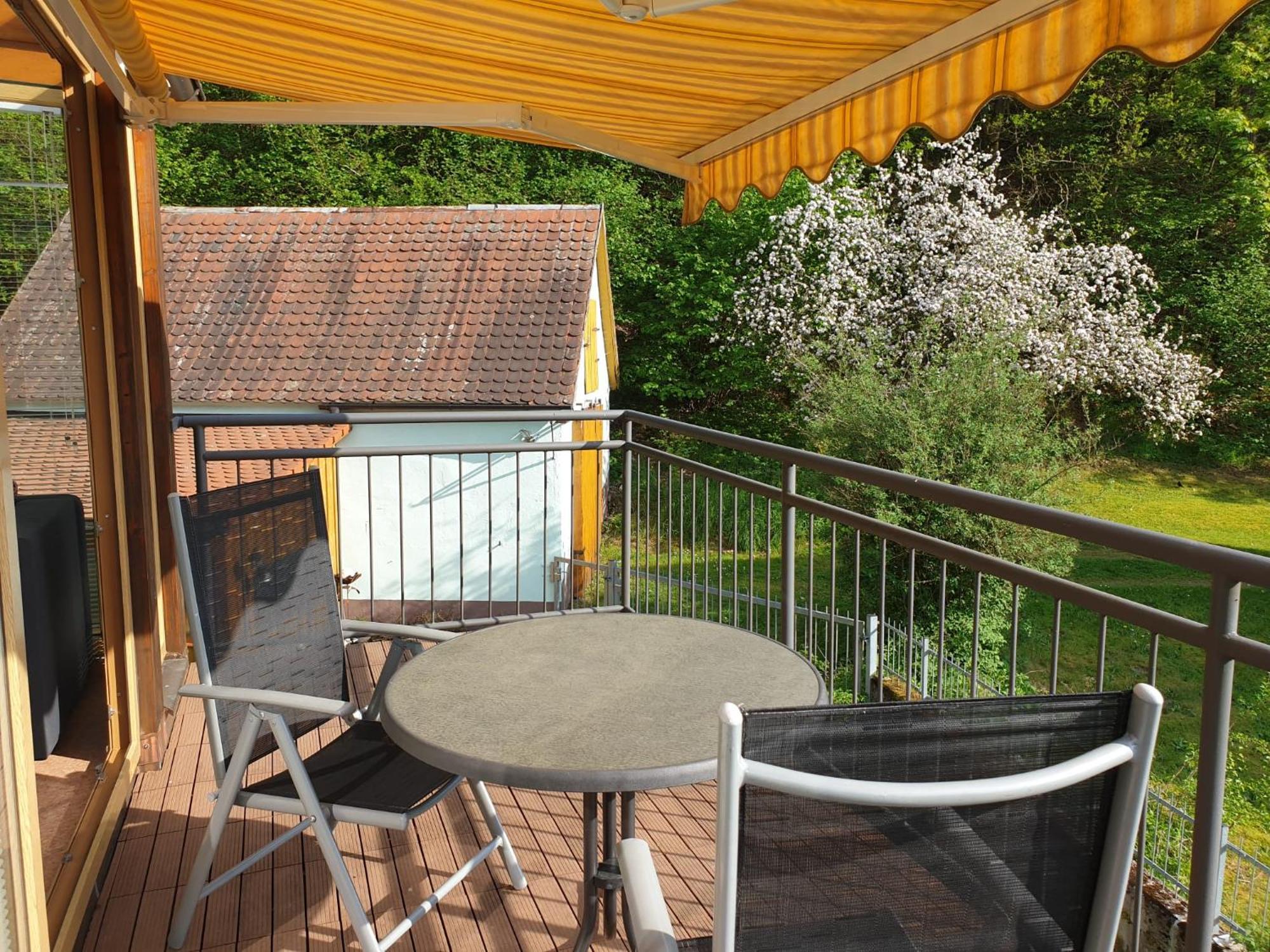 Ferienwohnung Und Sommerhaus Unter Der Burg Falkenberg  Eksteriør billede